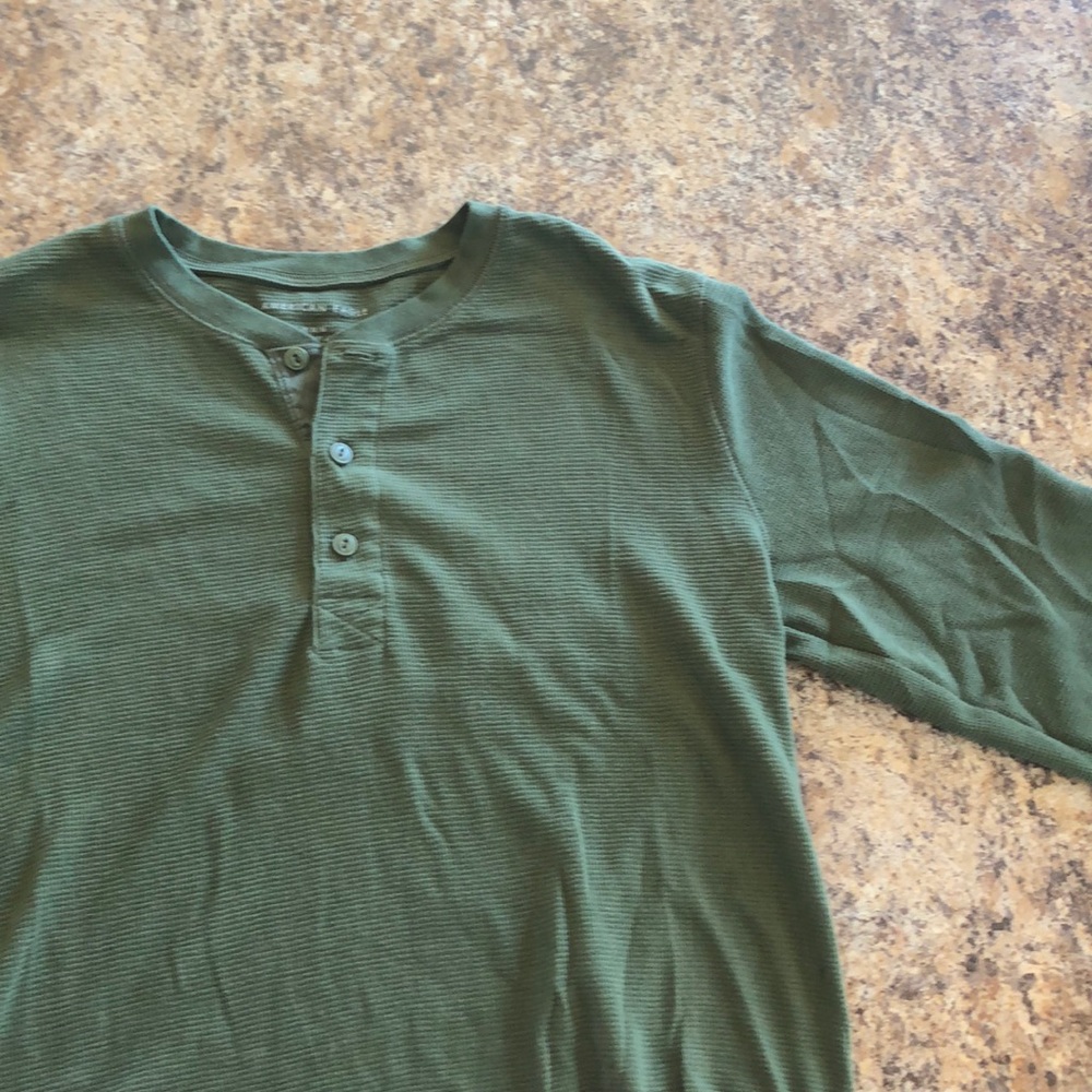 American Eagle long sleeve